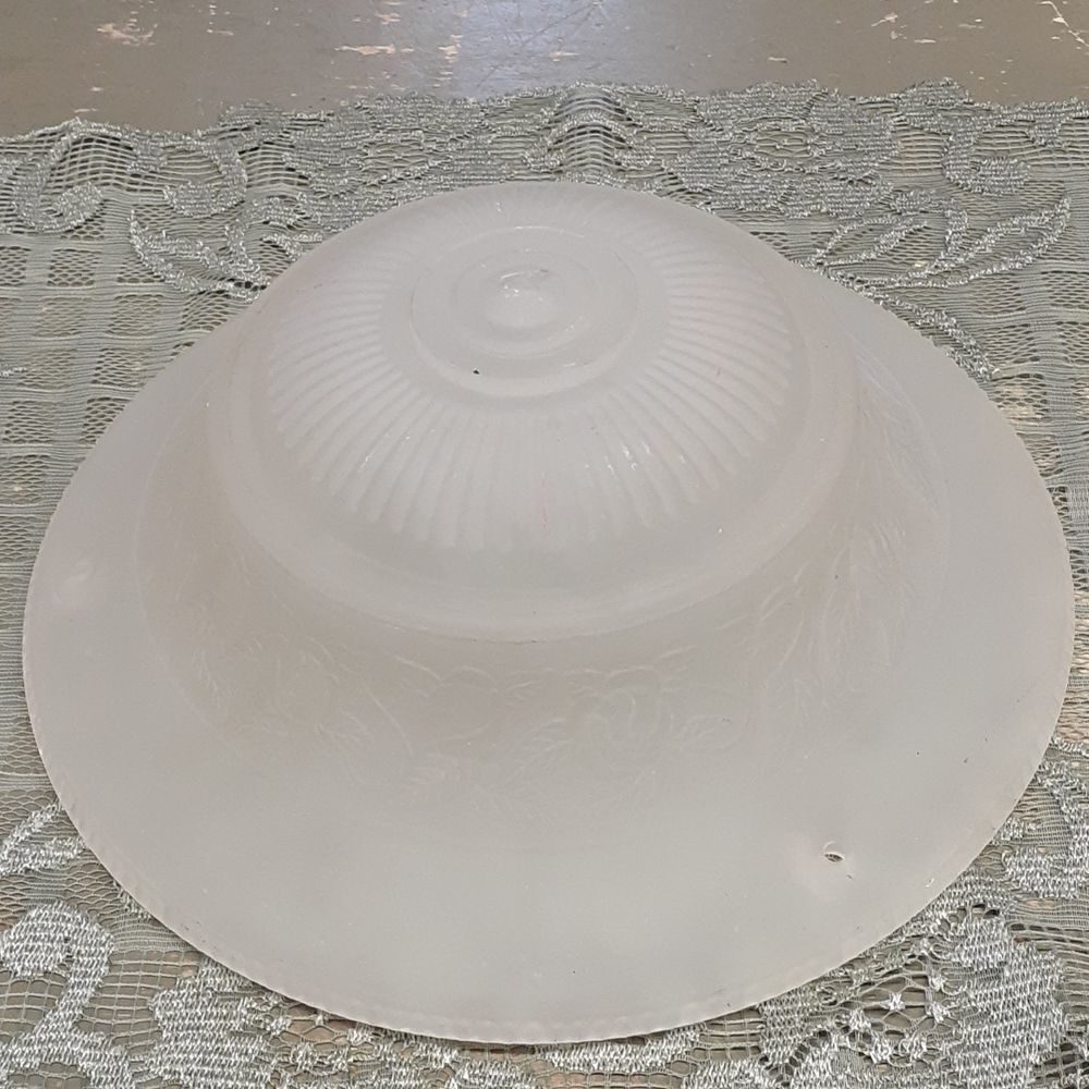 VINTAGE 1940's hanging CEILING LIGHT‎ SHADE 3 Hole Floral Frosted etched roses